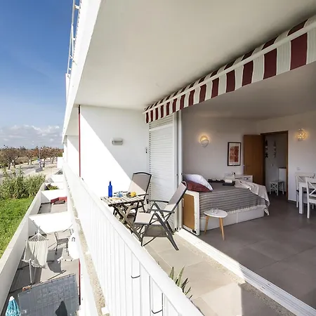 Ocean Breeze Apartman *