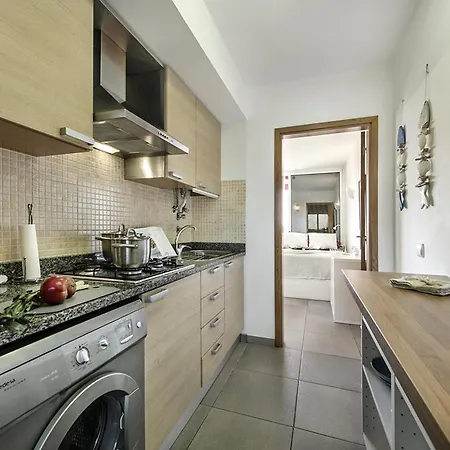 Ocean Breeze 아파트