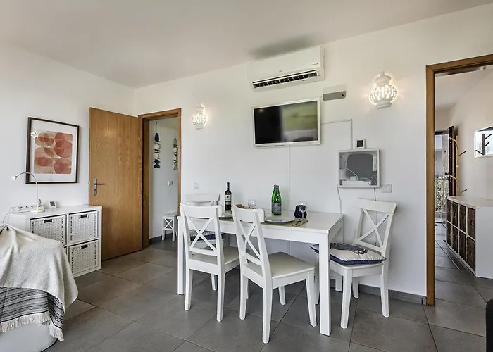 Ocean Breeze Apartman *